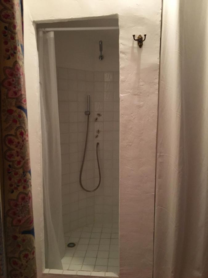 B&B Chambre De Julie Le Jardin Везон ла Ромен Екстериор снимка